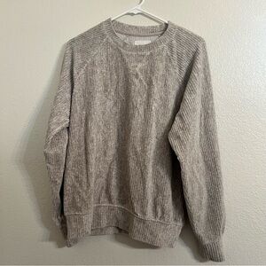 Aritzia Wilfred free organic cotton Gray Ribbed Crewneck Casual Pullover comfy